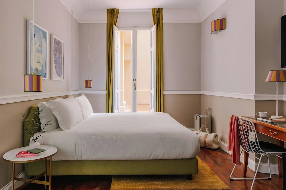HOTEL PRIVILEGE 30/55