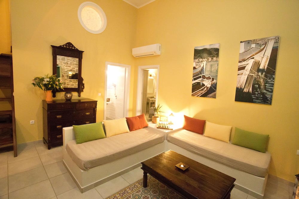 Petra Boutique Homes 27/50