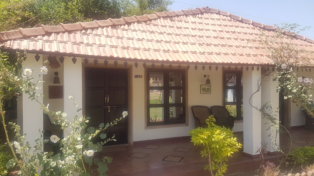 HOTEL RATAN VILLAS 1/32