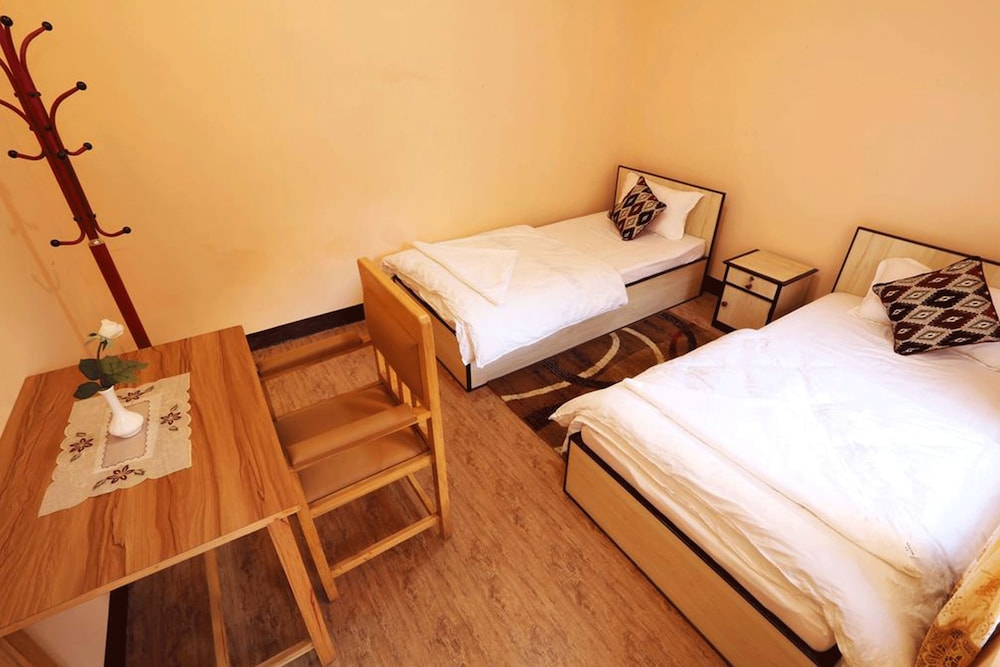 Hotel Aarya Khasti 11/33