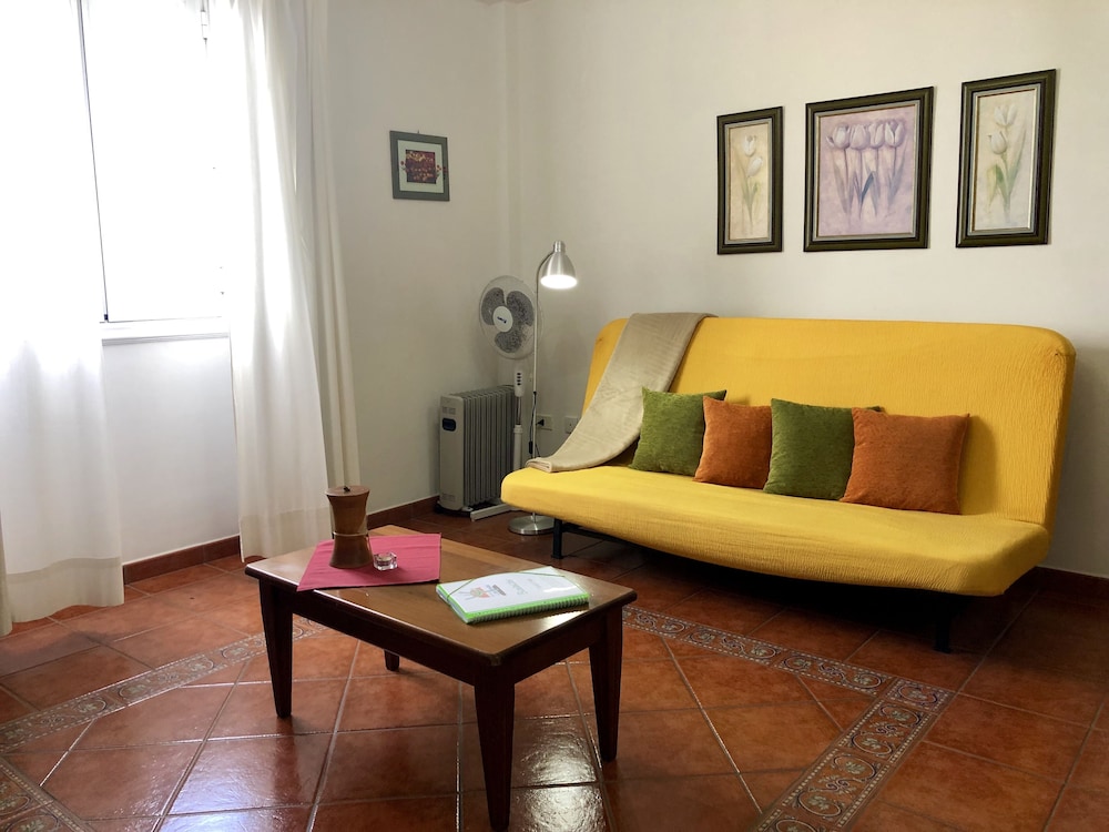 Apartamentos Los Verodes 27/50