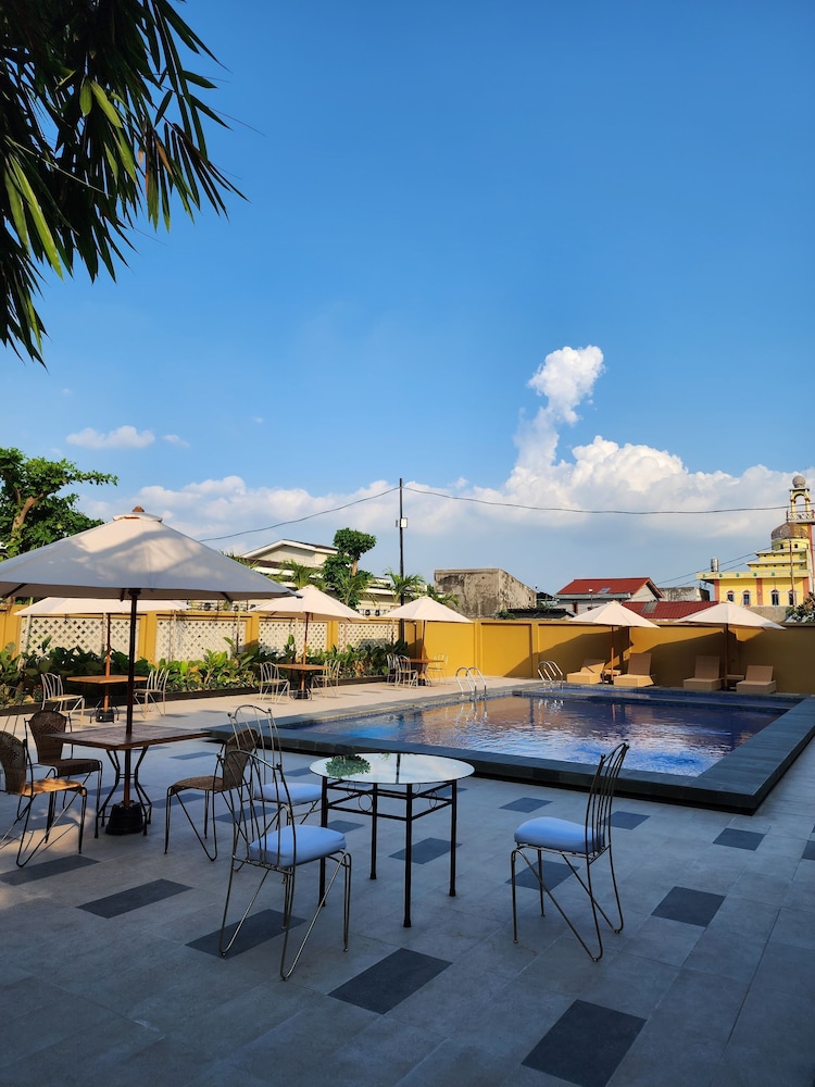 Hotel Tasneem Malioboro Yogyakarta 43/49