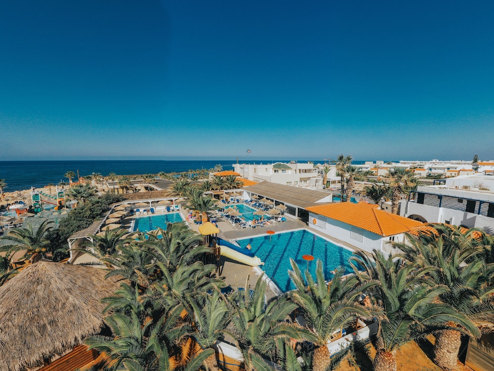 Stella Village Seaside Hotel 45/49