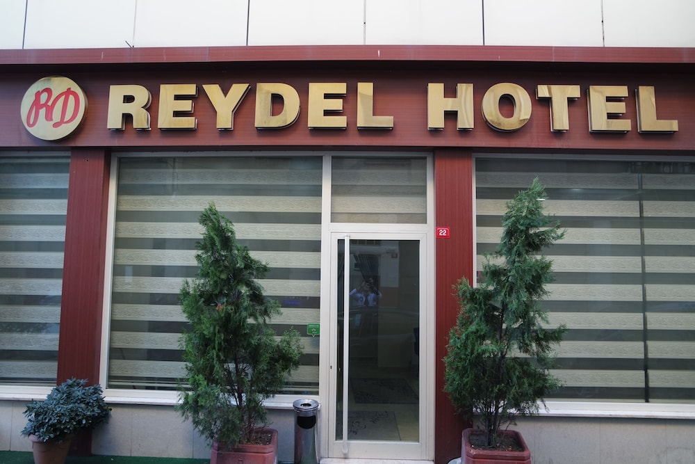 Reydel Hotel 3/72