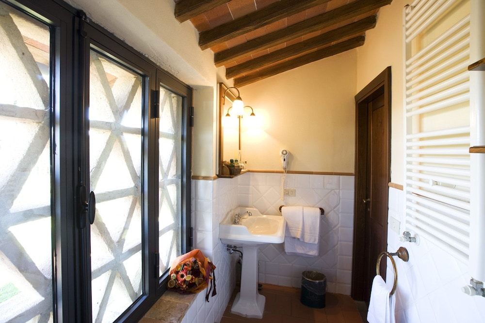 Monsignor Della Casa Country Resort 21/70