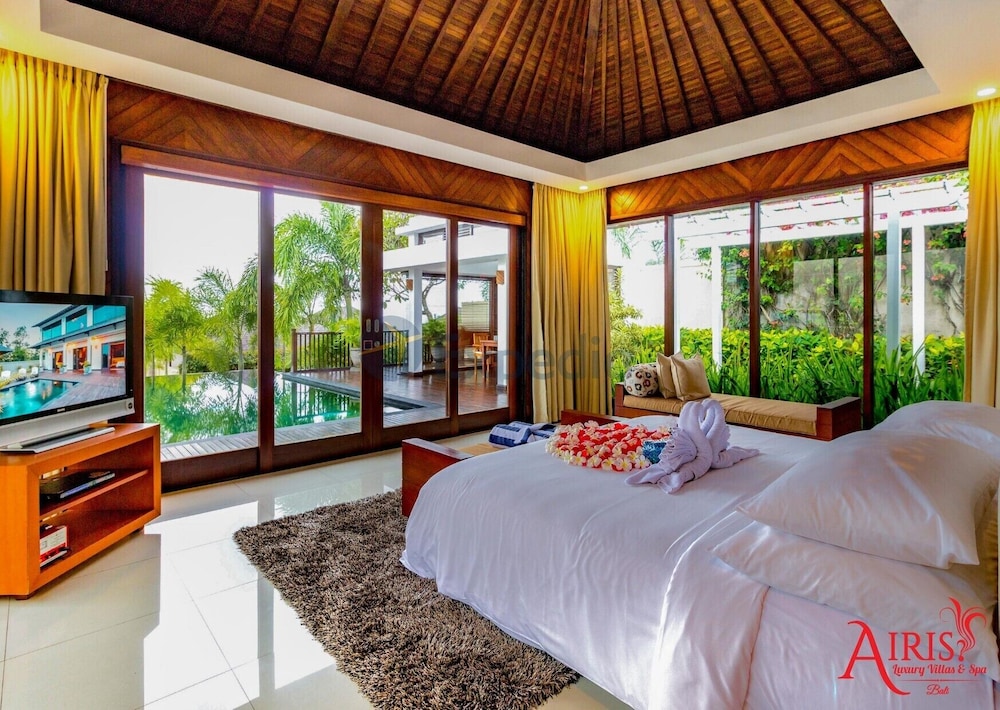 Aisis Luxury Villas And Spa 20/45
