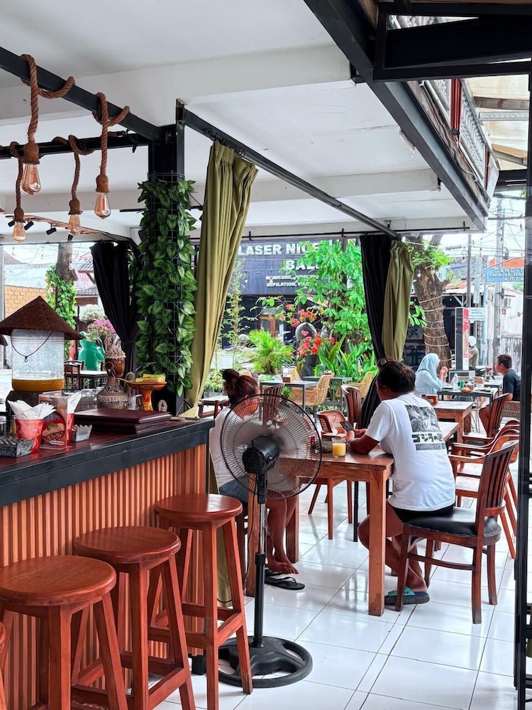 The Reward Villas Kerobokan 40/50