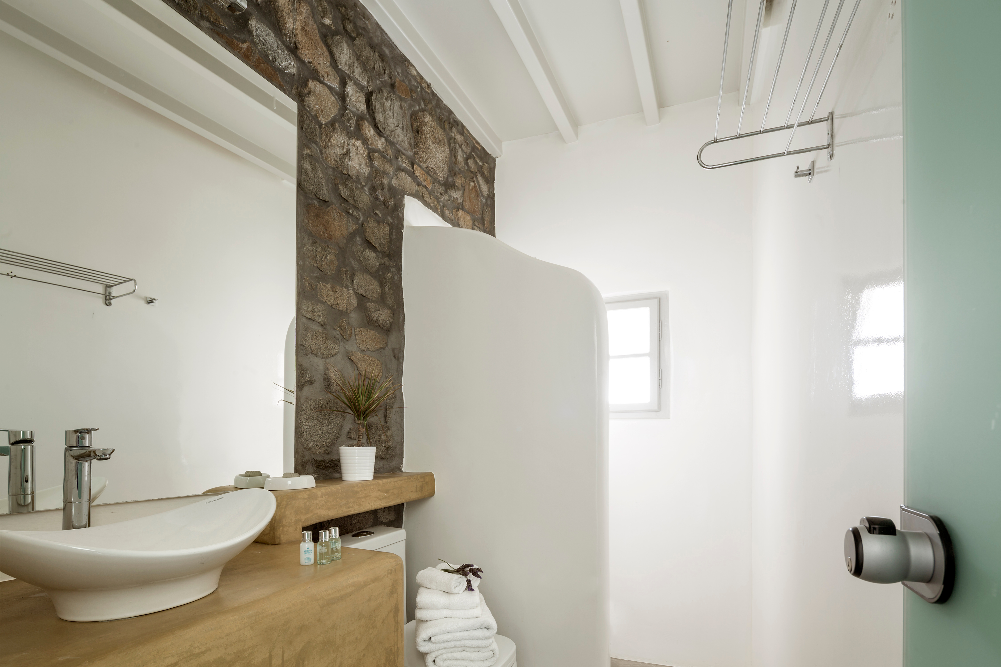 جناح ديلوكس بإطلالة على البحر بمسبح خاص، Smy Mykonos Suites Villas 7/9