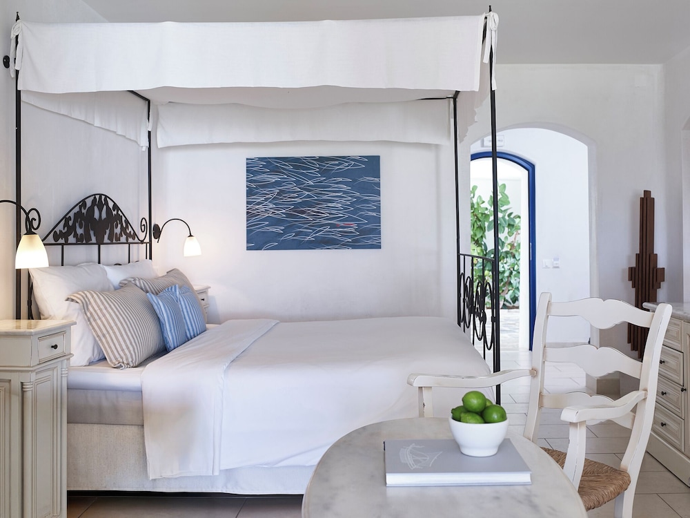 Premium, Bungalow, King Bed, Sea Front, Sofa، Creta Maris Resort 3/5