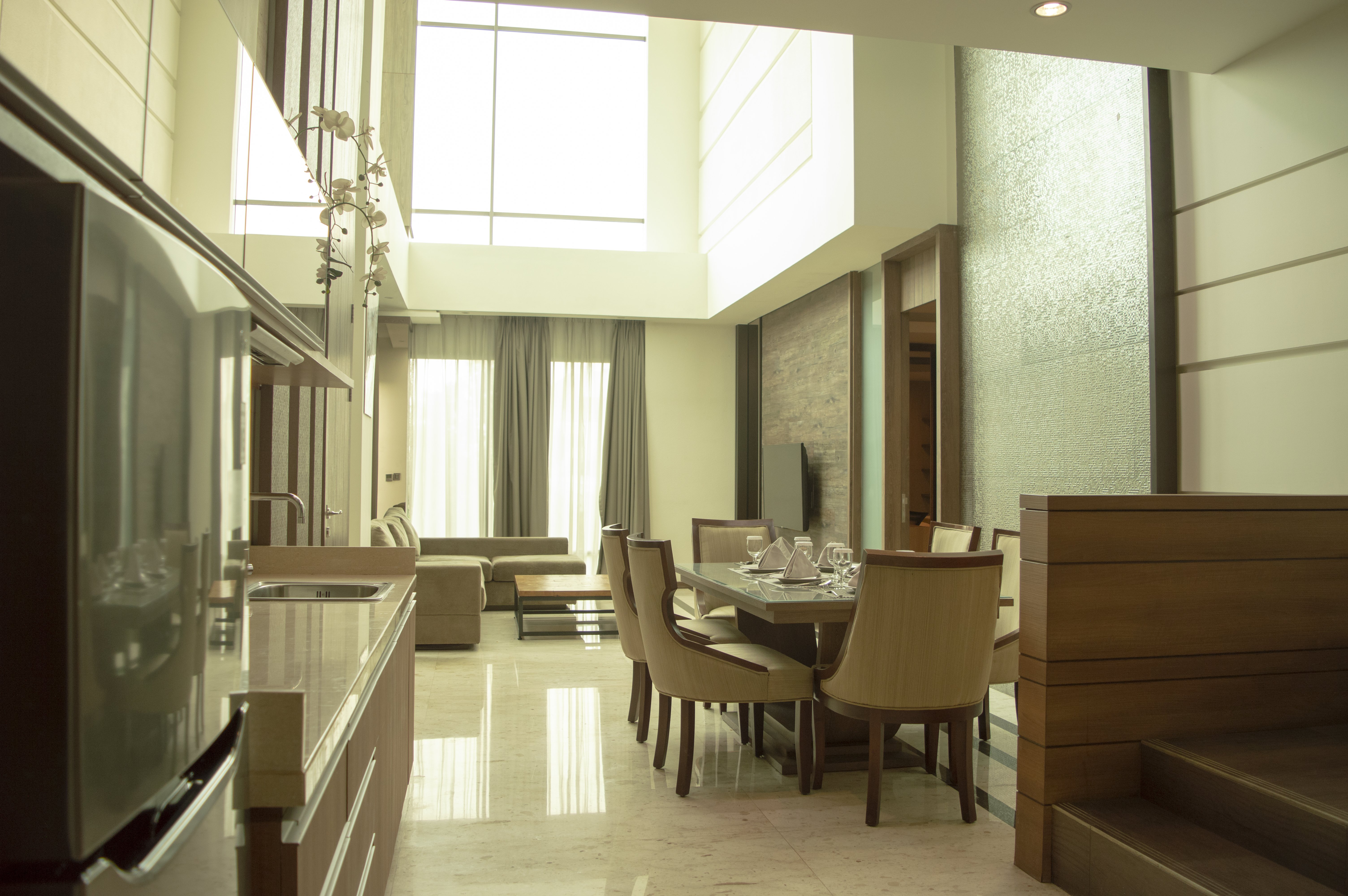 Holiday Inn Cikarang Jababeka 38/54