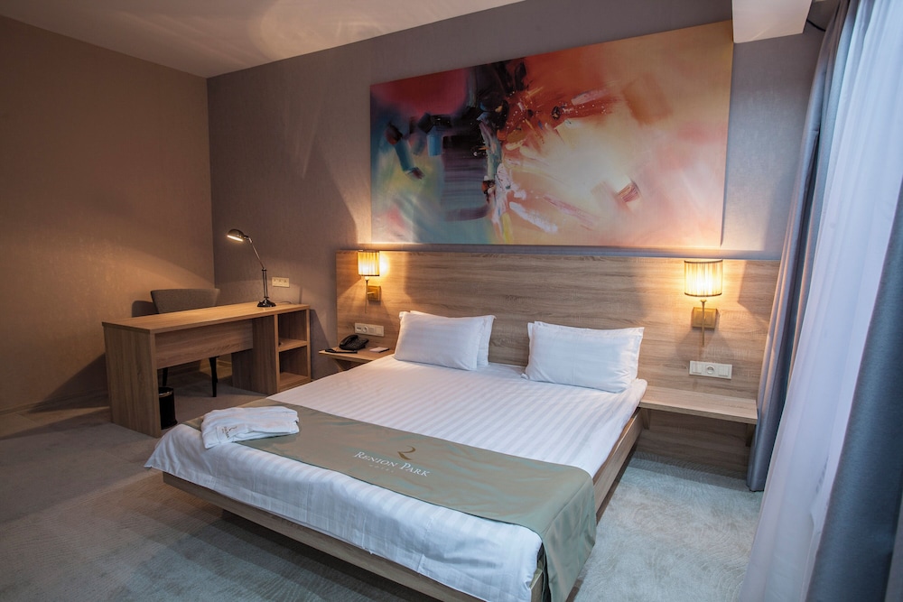 Renion Park Hotel 7/34