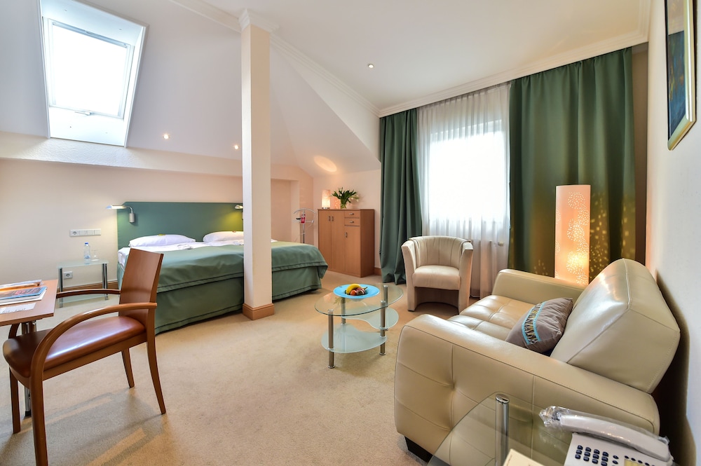 STADT HOTEL Iserlohn 46/61