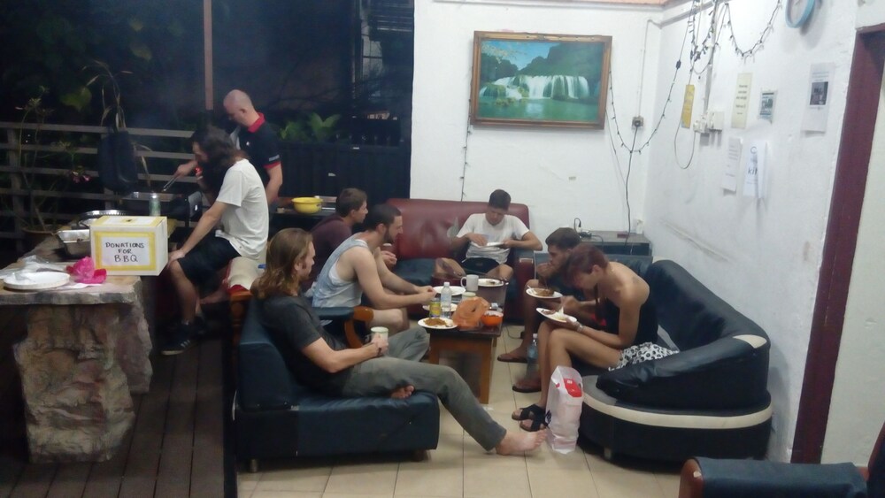 STEP INN GUEST HOUSE 24/31