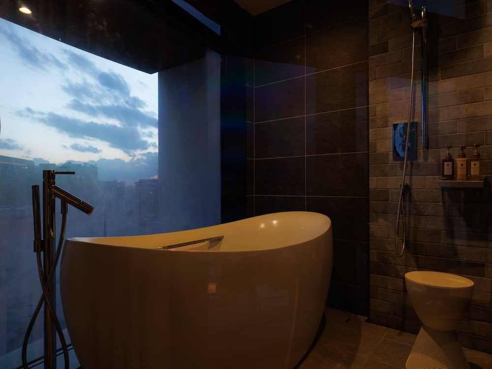 JR KYUSHU HOTEL BLOSSOM NAHA 30/50