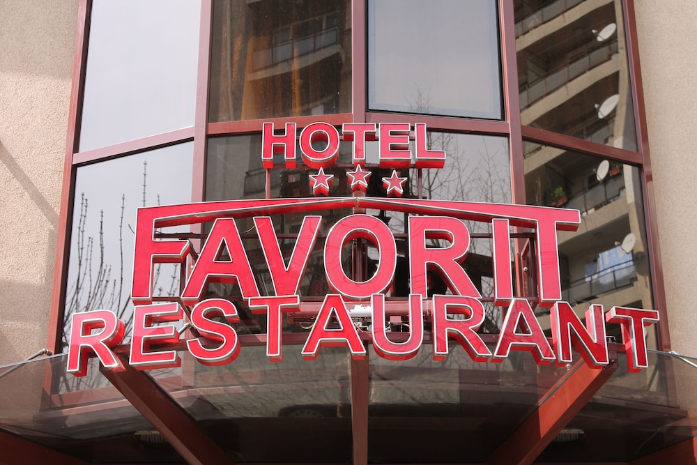 Hotel Favorit 6/50