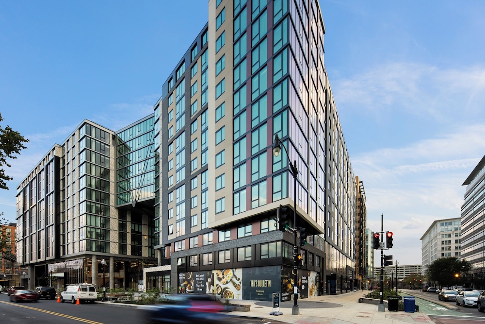 Global Luxury Suites at Capitol Hill 43/49