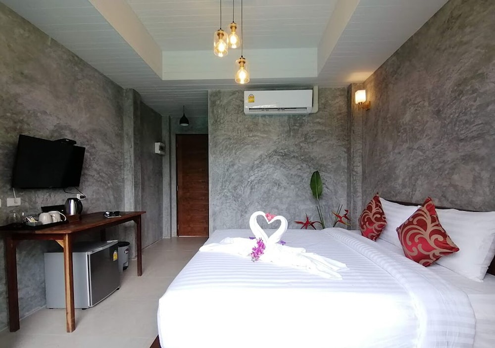 JR Place at Klong Muang Beach Krabi 8/50