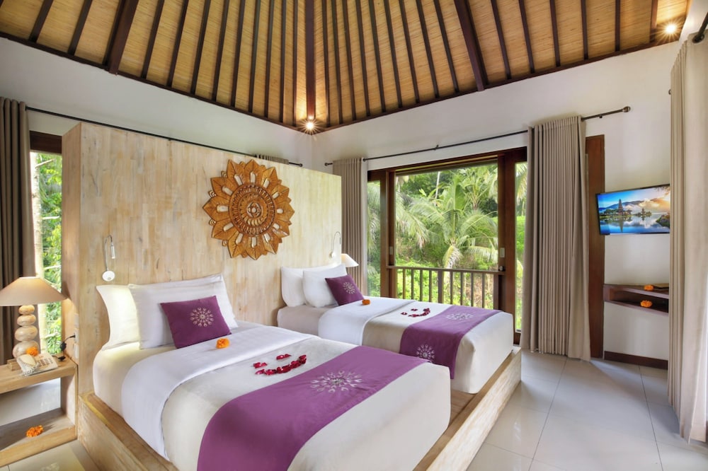 2 Bedrooms, Grand, Villa, King and Twin Beds, Forest View, Private Pool