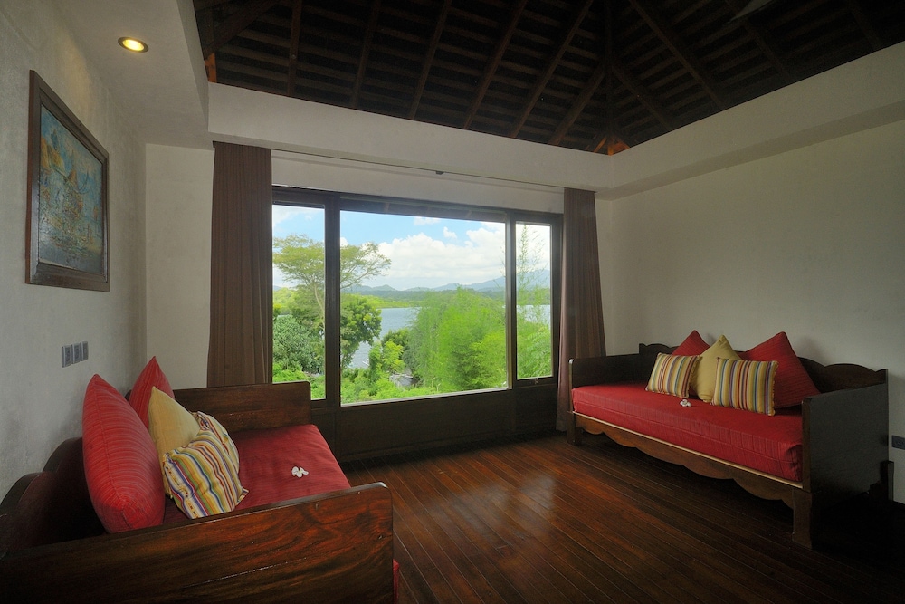 Naya Gawana Resort Spa 50/72