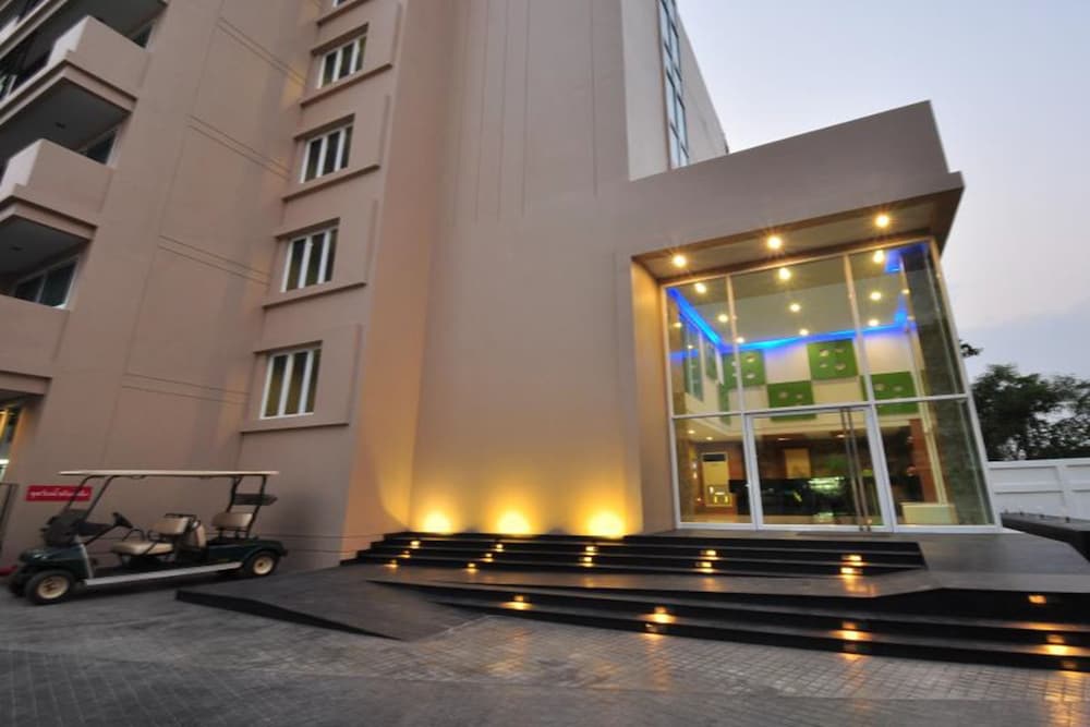 Tanzeno Hotel 11/15