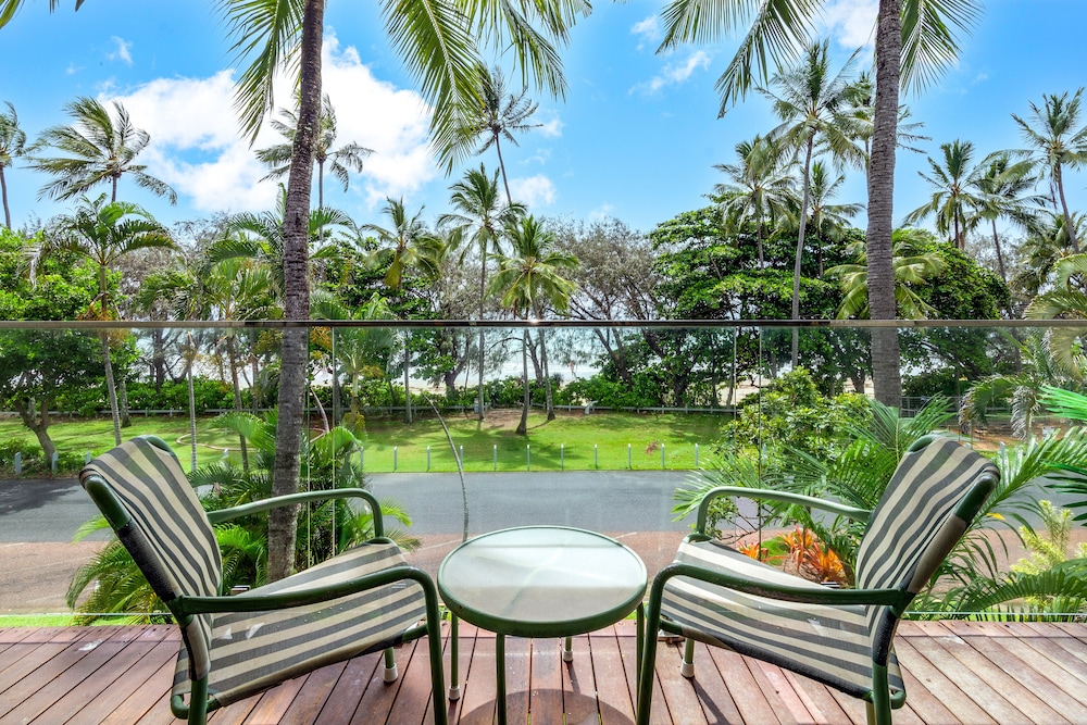 Latitude 16 Port Douglas Beachfront Terrace 44/50
