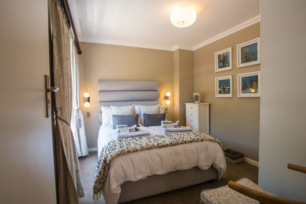 dk villas 1 Harbour View (Hout Bay) 9/50