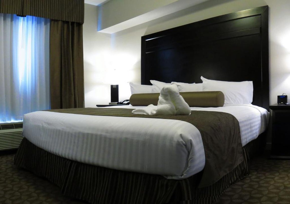 The Kanata Inns Whitecourt 5/32