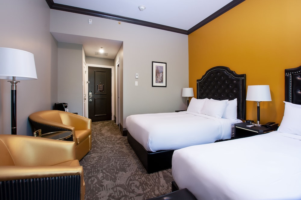 Hotel Clarendon 26/65