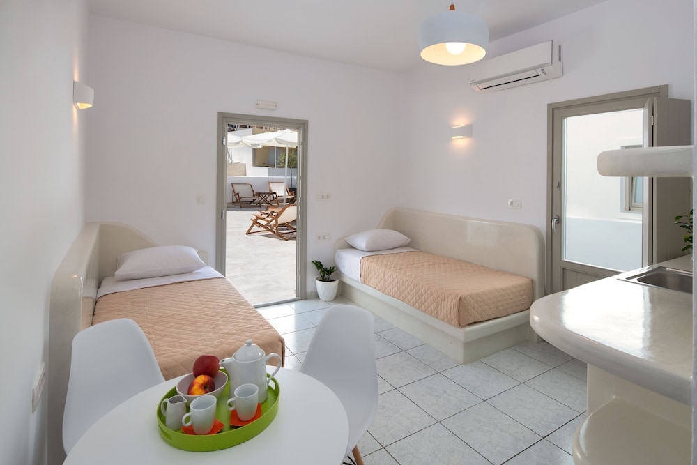 Olive Tree Suites 21/23