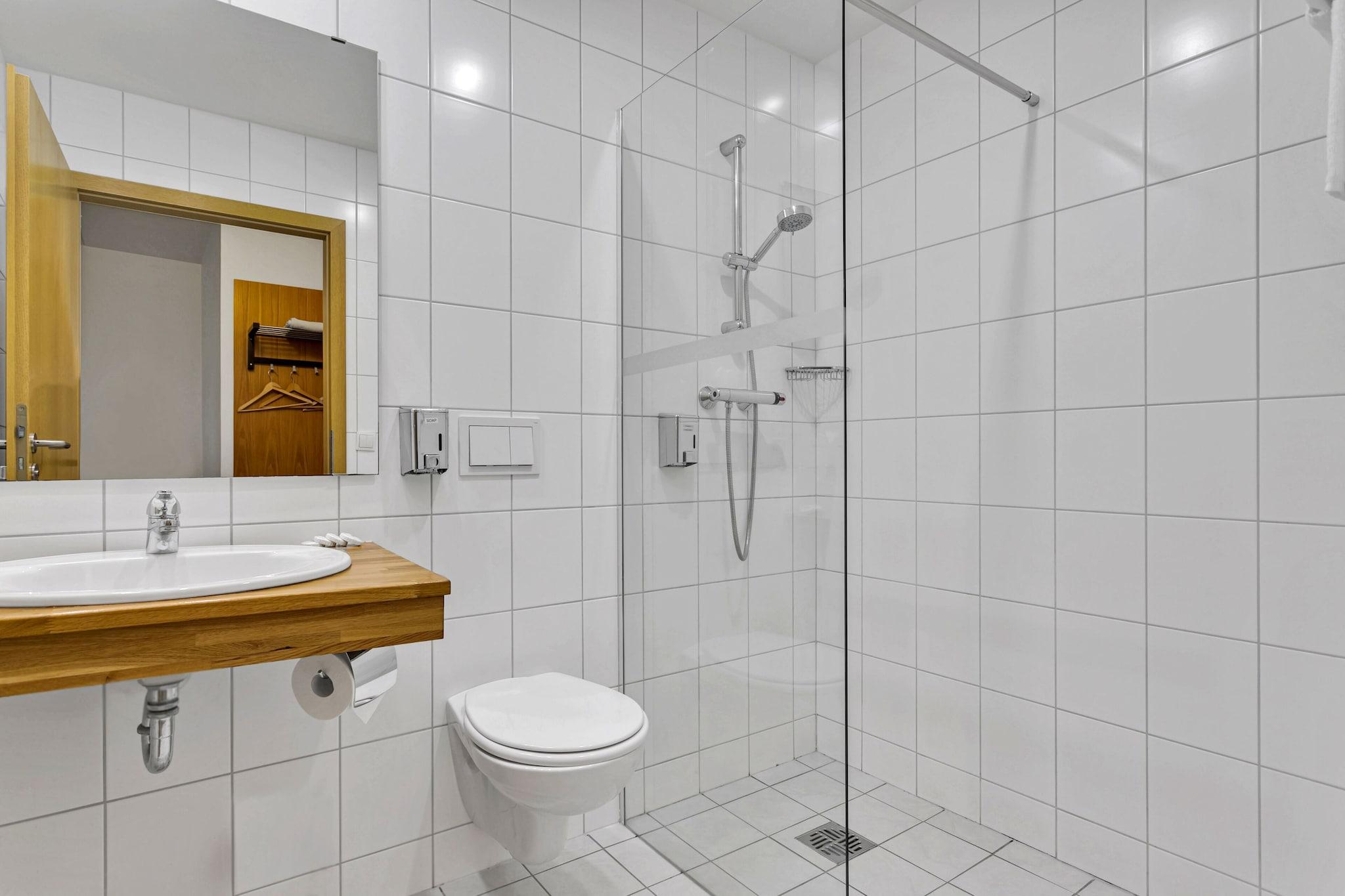 غرفة عائلية بسريرين كينج، Aurora Hotel At Reykjavik-Keflavik Airport Terminal Kef 2/2