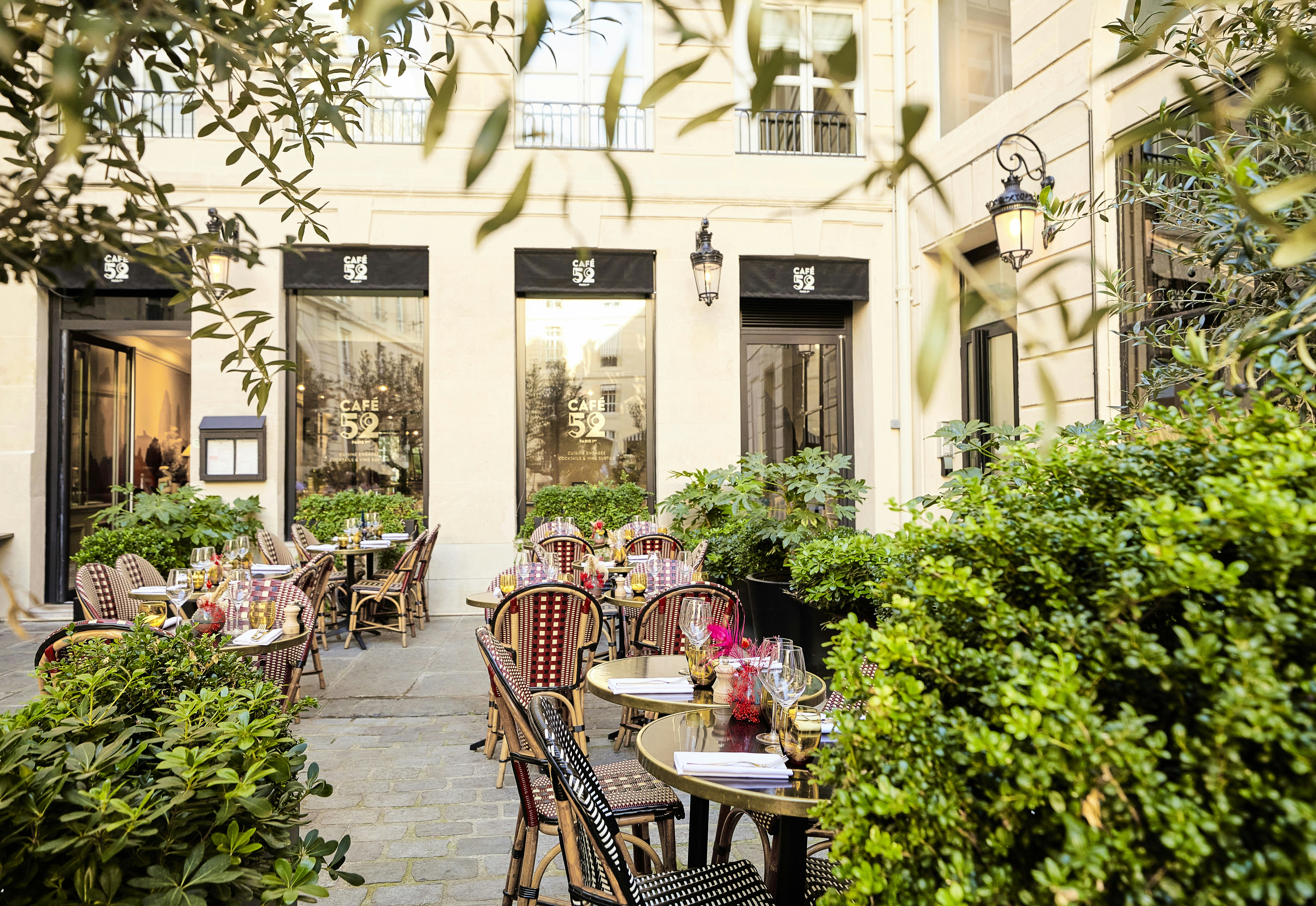 GRAND HOTEL DU PALAIS ROYAL 44/50