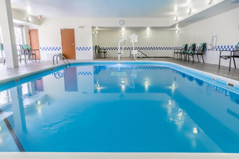 Fairfield Inn Suites Minneapolis Eden Prairie 2/40