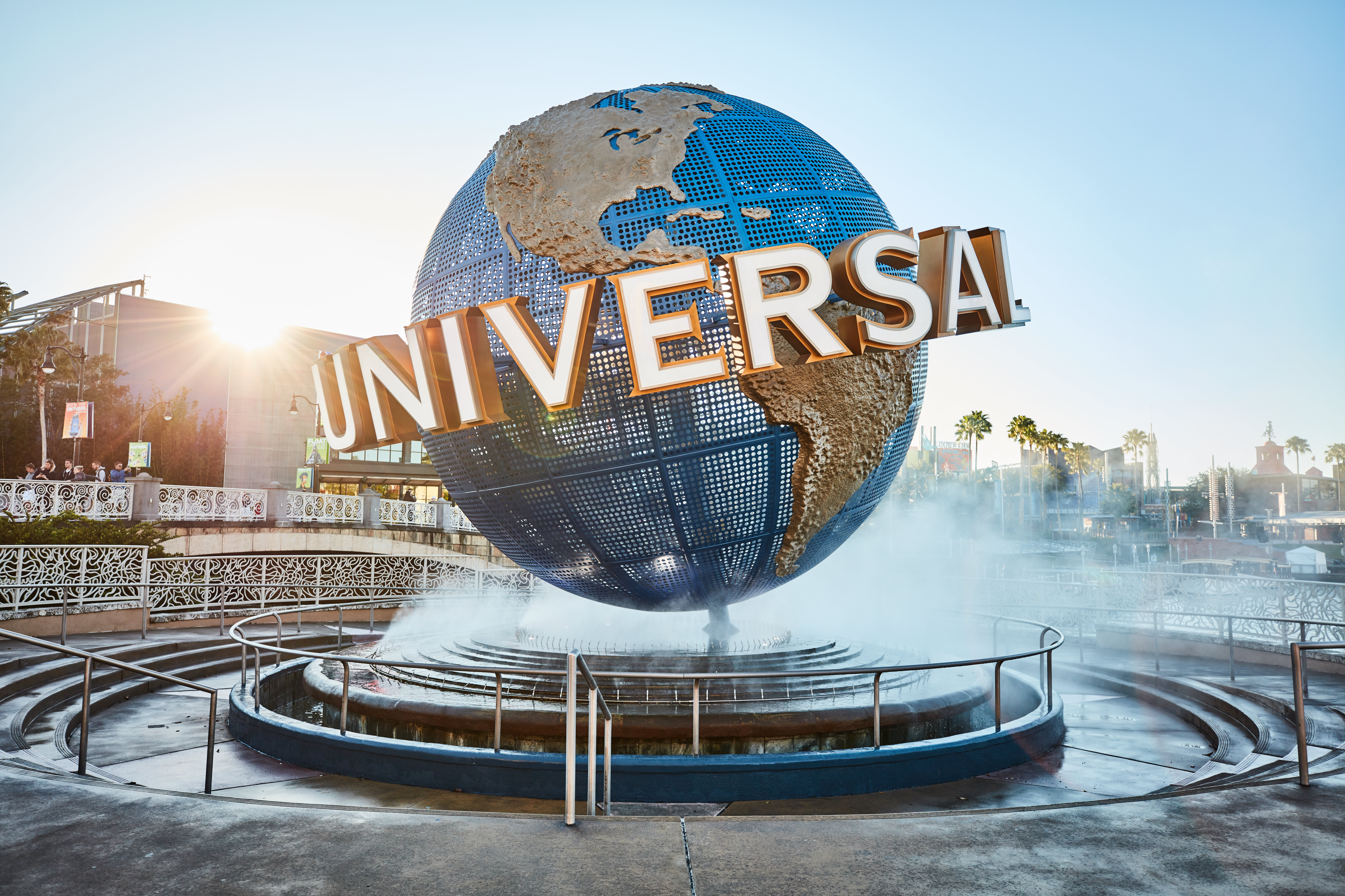 Holiday Inn Express & Suites Nearest Universal Orlando 48/48