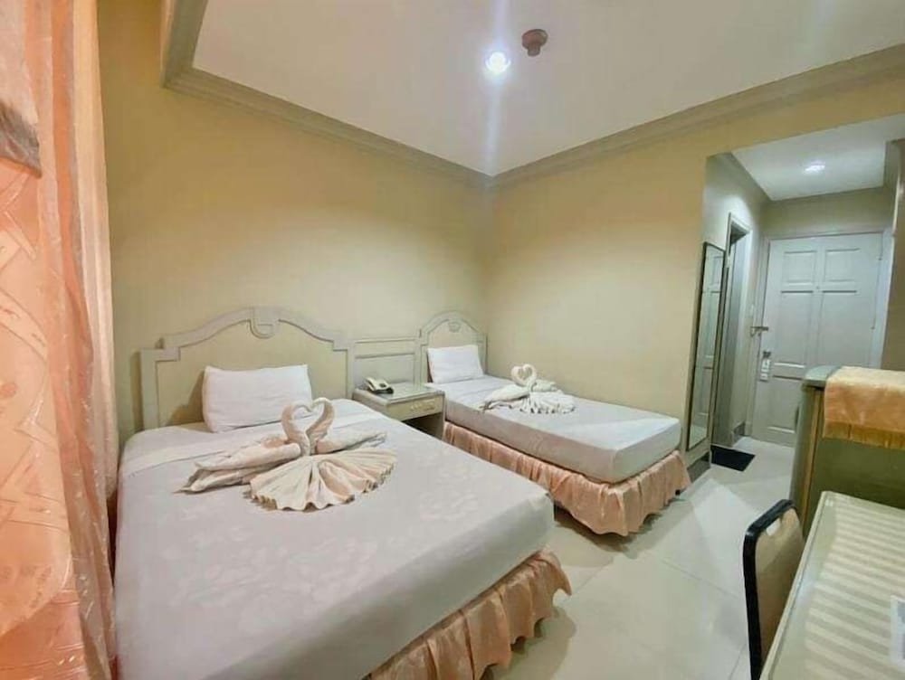 2 BEDROOMS, EXECUTIVE