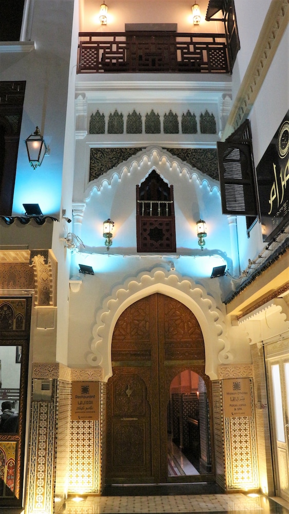 Palais Zahia 3/70