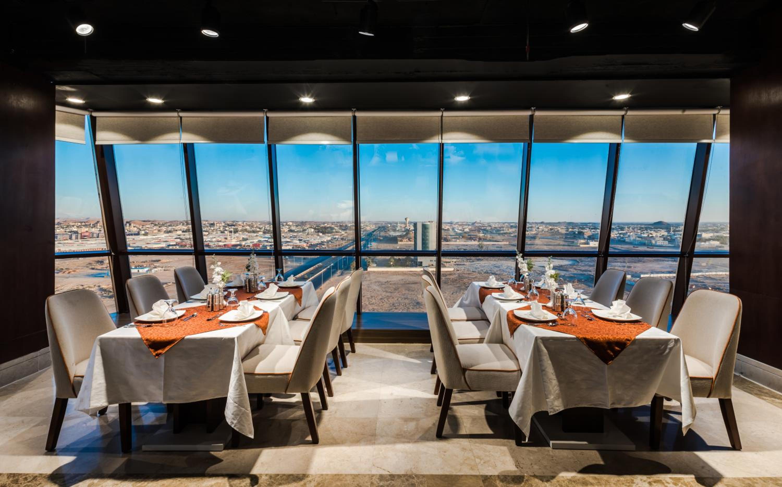 فندق توليب بلازا(Tulip Plaza Sakaka) 31/36