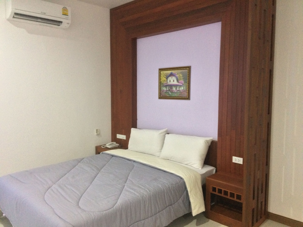 Suanrak Resort 4/16