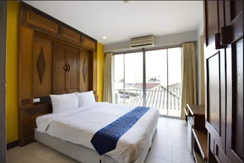 Lamphu Tree House Boutique Hotel 15/70