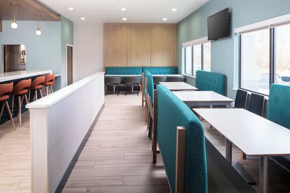 Holiday Inn Cheshire - Southington 35/49