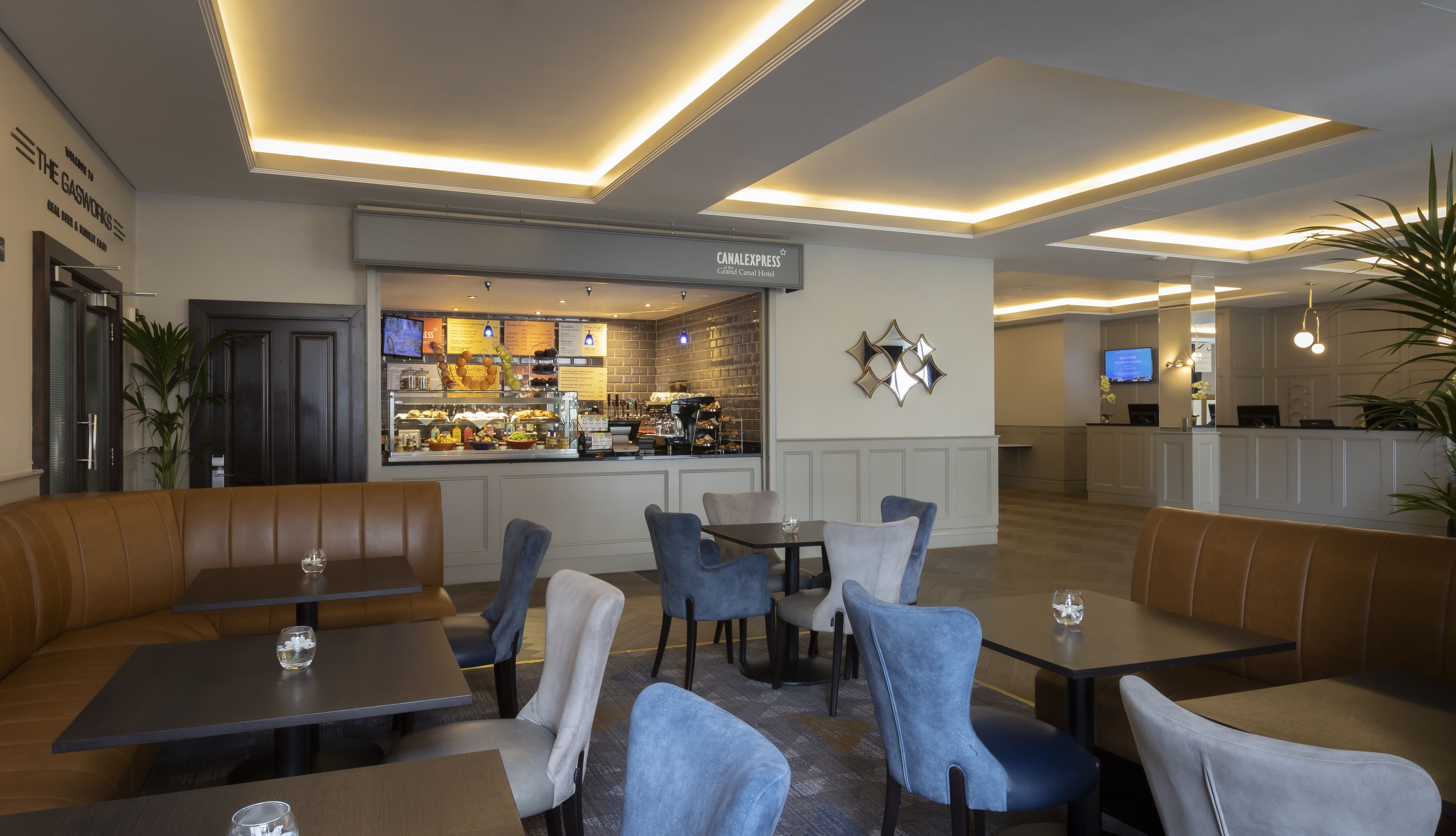 Grand Canal Hotel 13/19