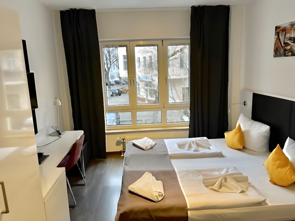 Alfa Hotel Berlin 6/50