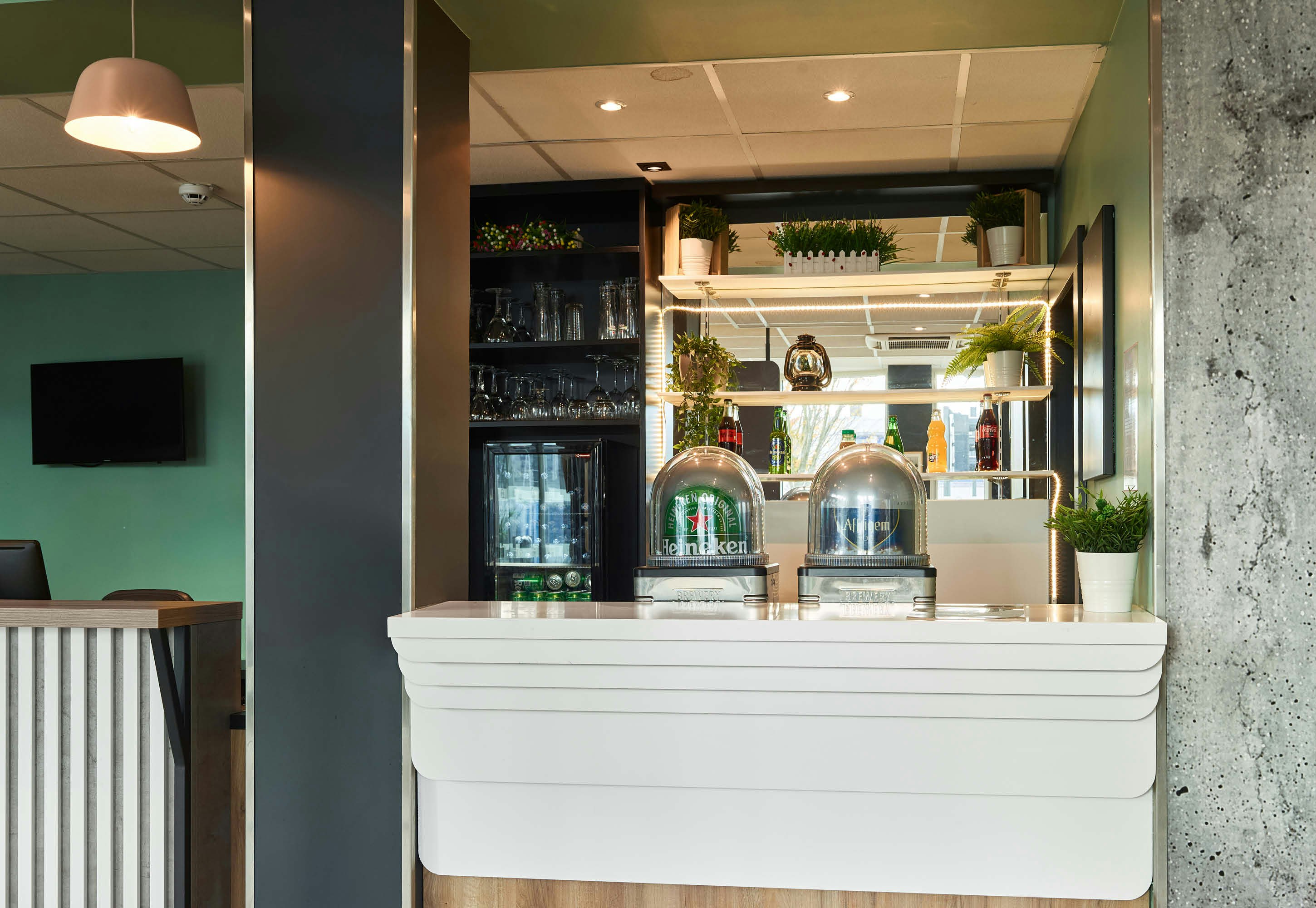 B&B HOTEL Massy Gare TGV 5/24