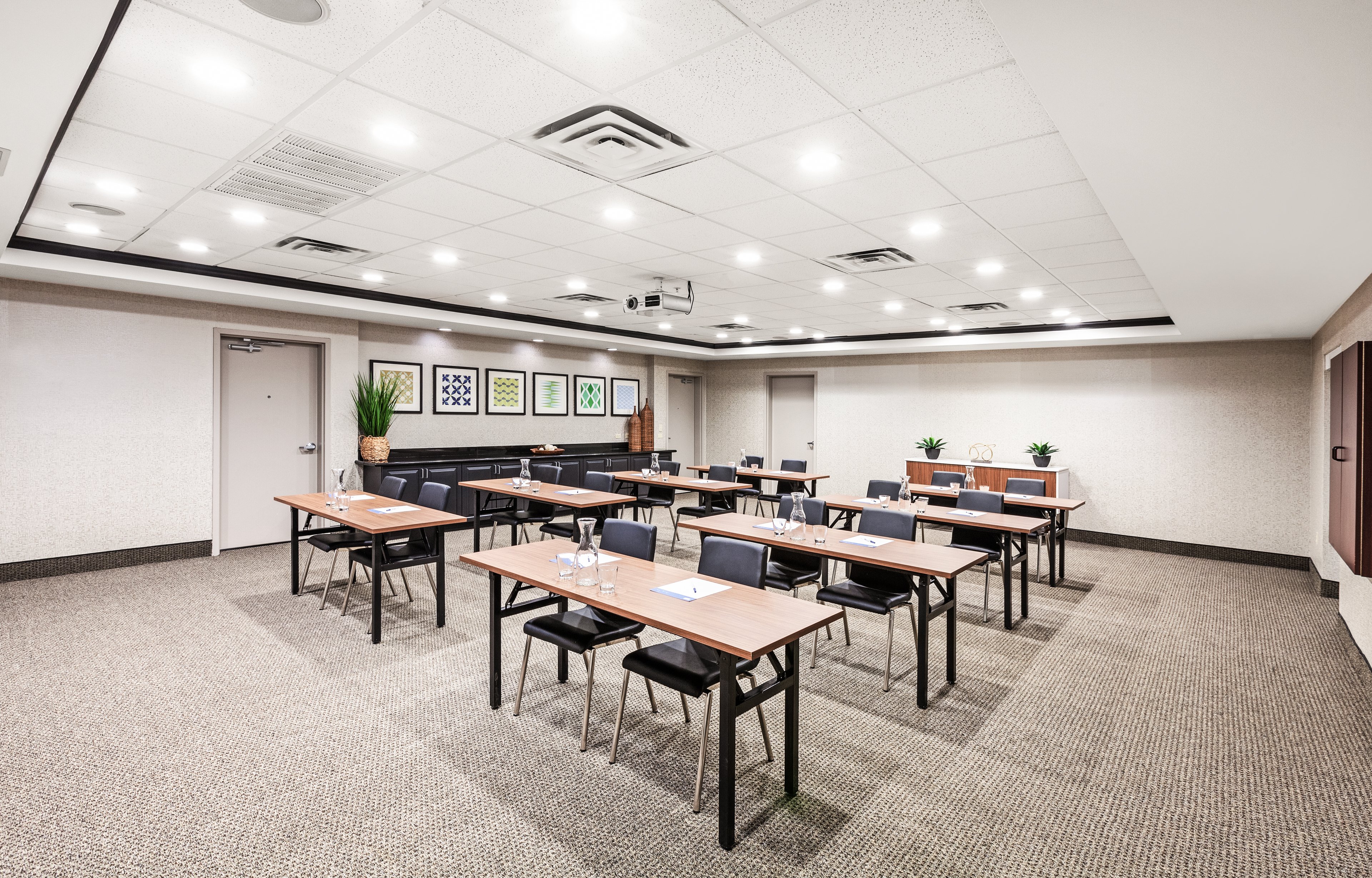 Holiday Inn Express Hotel And Suites Baton Rouge East 35/41