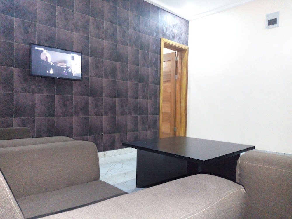 Bana Hotel & Suites 22/27
