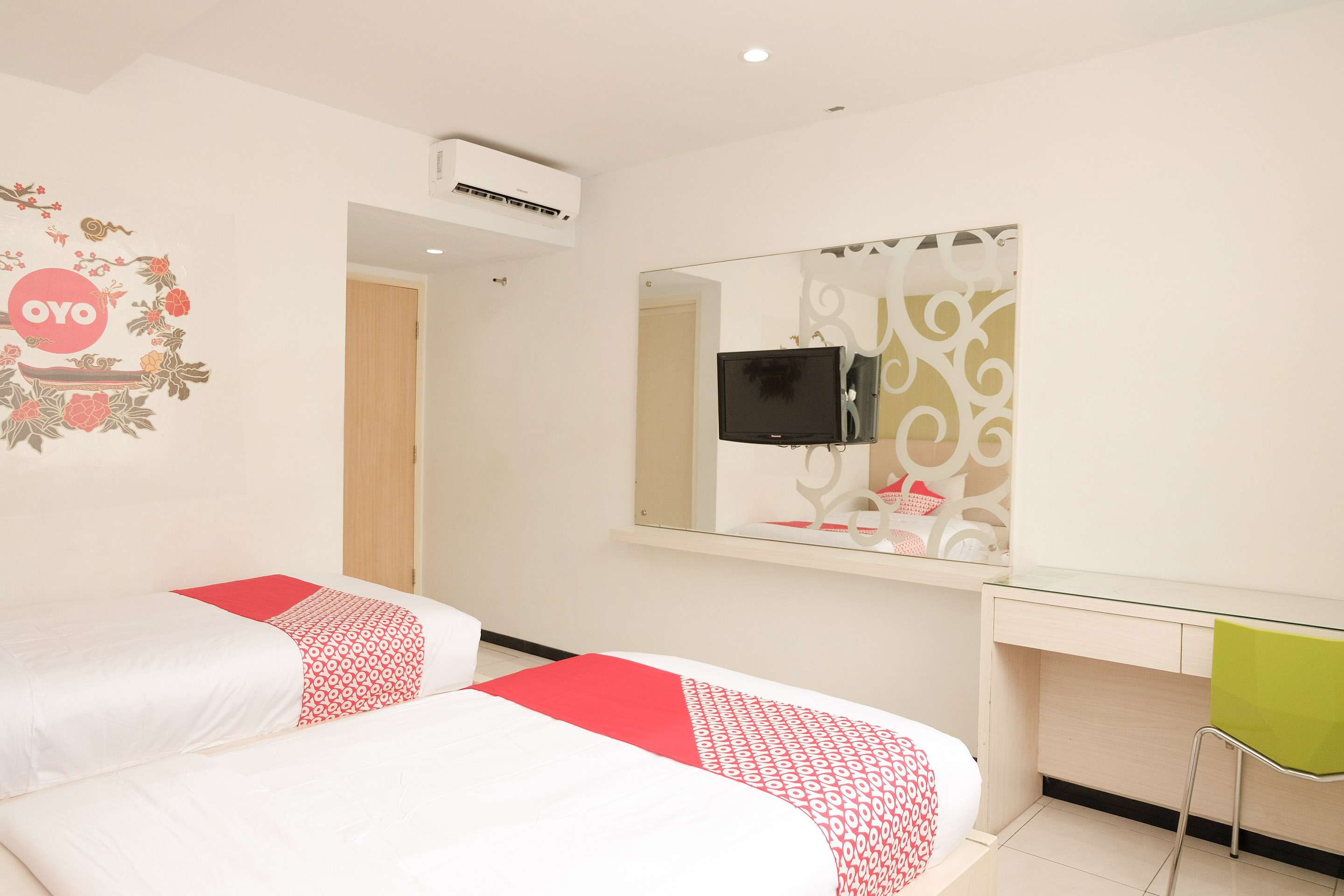 Ebizz Hotel Jember 13/25