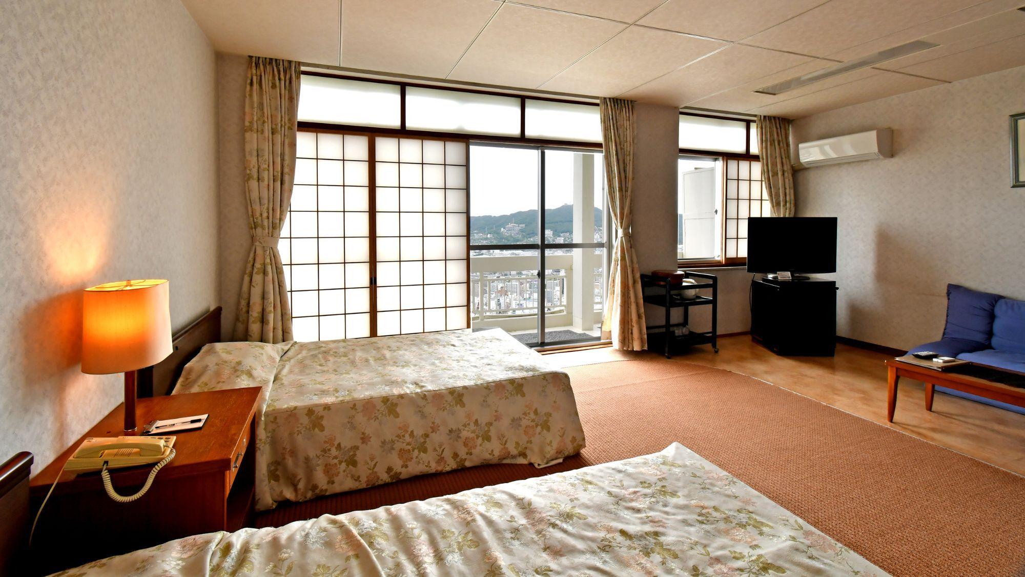 Standard, Twin Beds