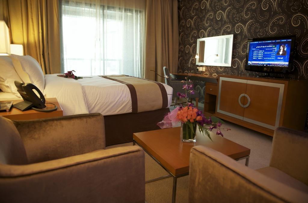 Grand Belle Vue Hotel Apartment 7/22