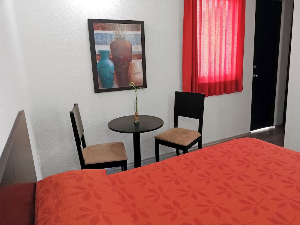 Hotel Senorial 21/28