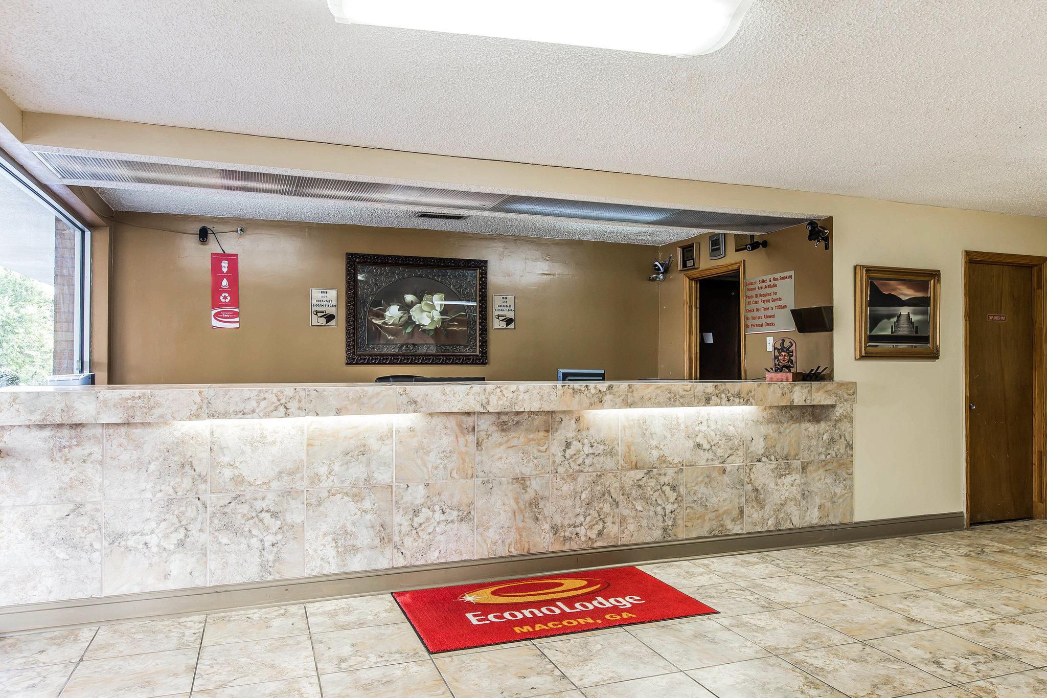 Macon GA Hotel 4/22