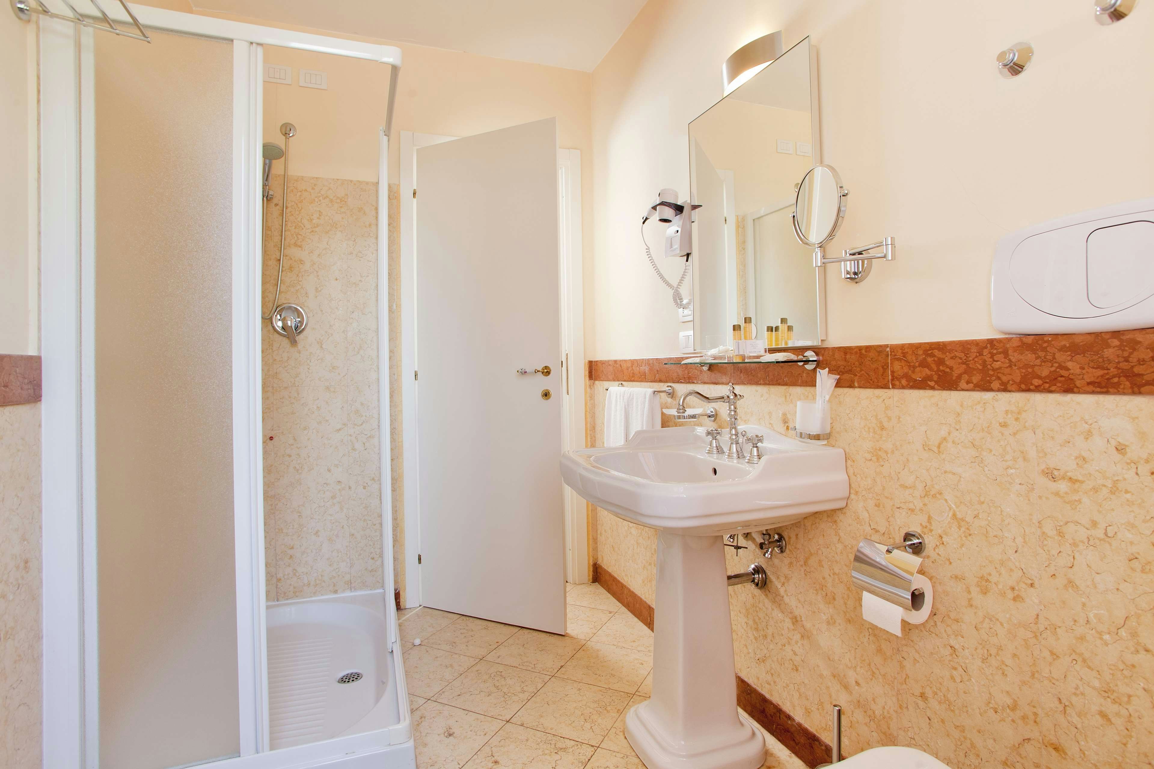 Hotel Villa Pigna 81/83